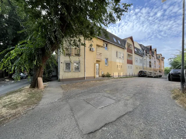 Eladó lakás Debrecen, Belváros 98 nm