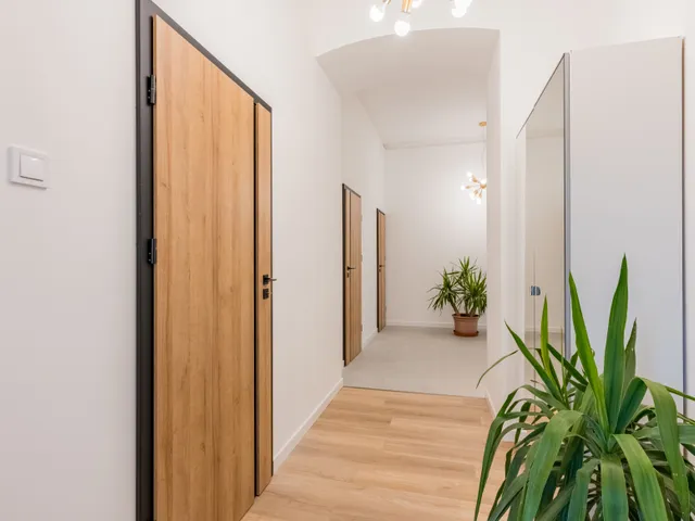 Eladó lakás Budapest VI. kerület 98 nm