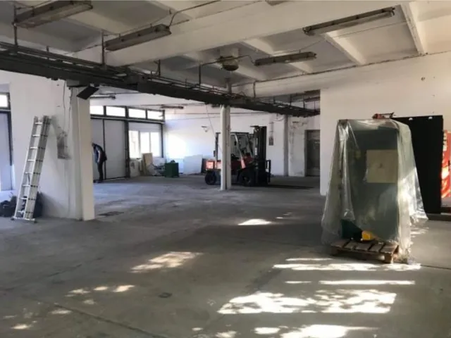 Eladó kereskedelmi és ipari ingatlan Komárom 1314 nm