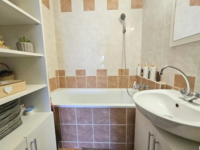 Eladó lakás Debrecen, Tócóskert 70 nm