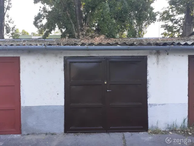Eladó garázs Kecskemét, Széchenyiváros 18 nm