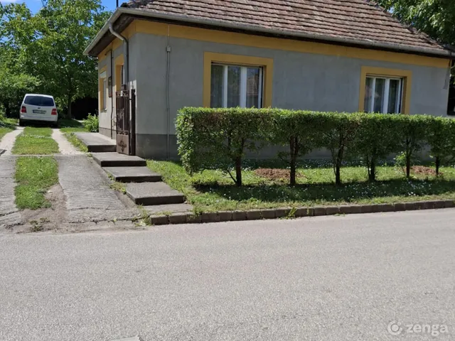Eladó ház Bicske, Telep 125 nm