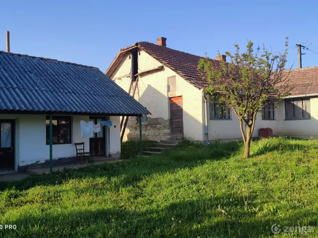 Eladó ház Tiszaszőlős 110 nm