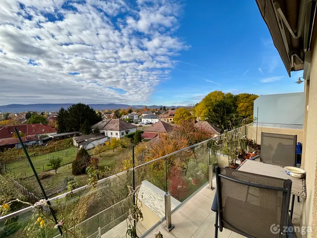 Eladó lakás Vác, Deákvár, Végh Dezső utca 54 nm