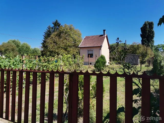Eladó ház Debrecen, Bayk András-kert 35 nm
