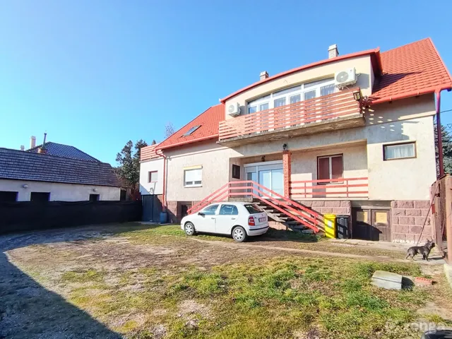 Eladó ház Balatonalmádi 135 nm