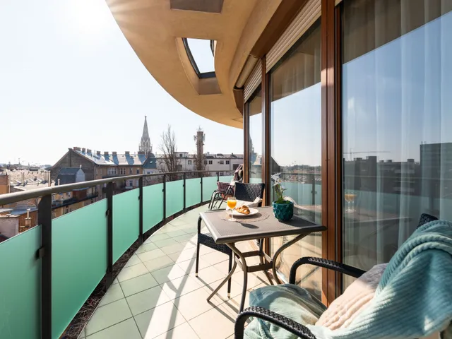 Eladó lakás Budapest VIII. kerület, Corvin negyed 75 nm