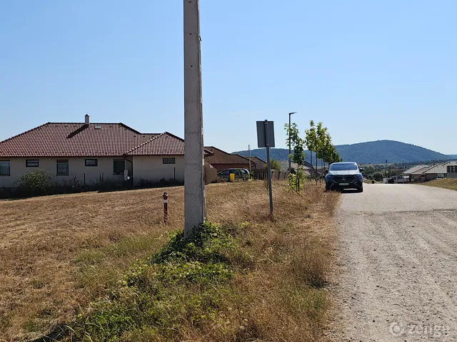 Eladó telek Márkó 11569 nm