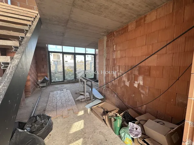 Eladó ház Budapest XVIII. kerület 420 nm