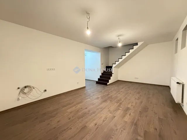 Eladó lakás Budapest XX. kerület 73 nm