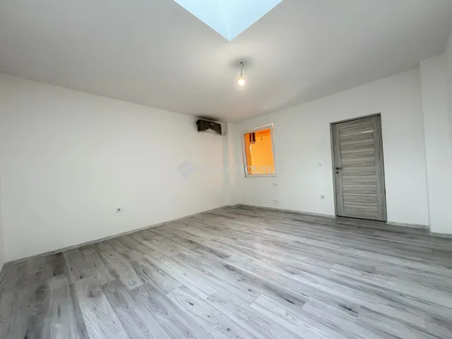 Eladó lakás Budapest XV. kerület 37 nm