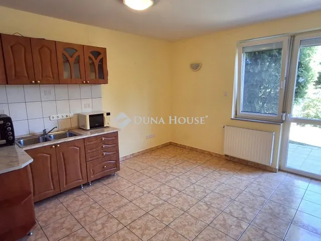 Eladó lakás Budapest XVII. kerület 72 nm