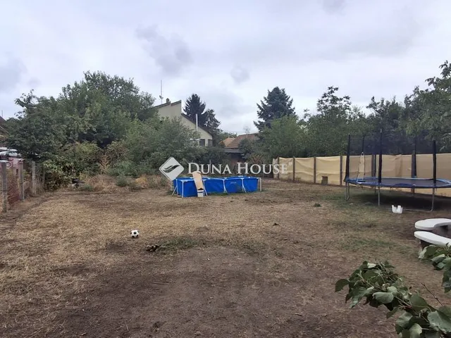 Eladó telek Üllő 508 nm