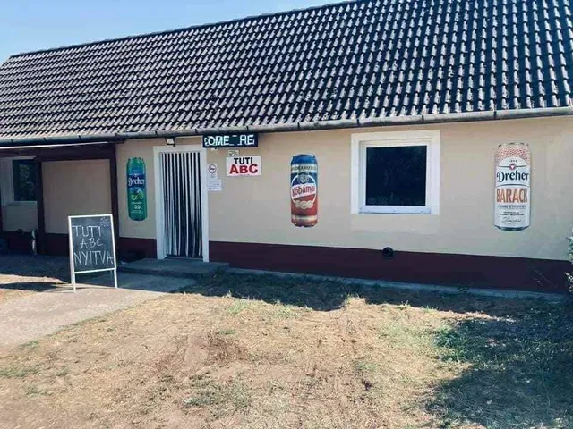Eladó kereskedelmi és ipari ingatlan Téglás 500 nm