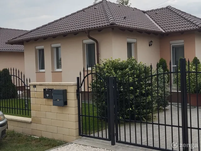 Eladó ház Csévharaszt 71 nm