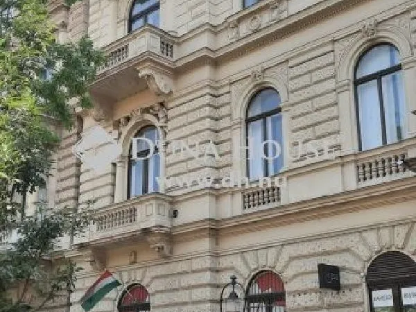 Eladó lakás Budapest VI. kerület 150 nm