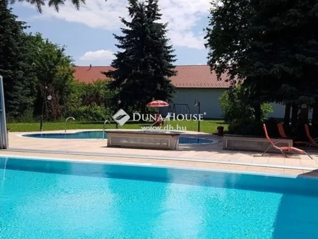 Eladó kereskedelmi és ipari ingatlan Göd 2155 nm