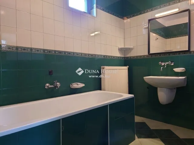 Eladó ház Dunakeszi 160 nm