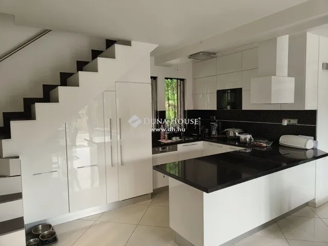 Eladó ház Dunakeszi 94 nm