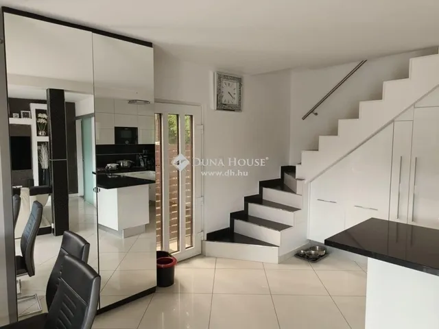 Eladó ház Dunakeszi 94 nm