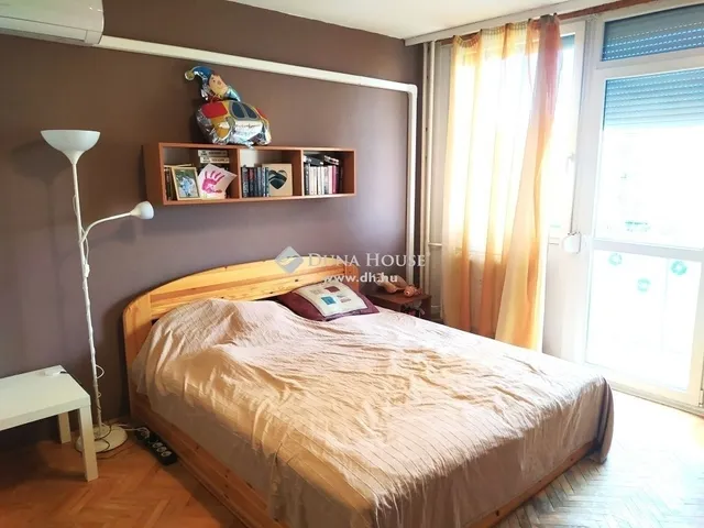 Eladó lakás Budapest XV. kerület 71 nm