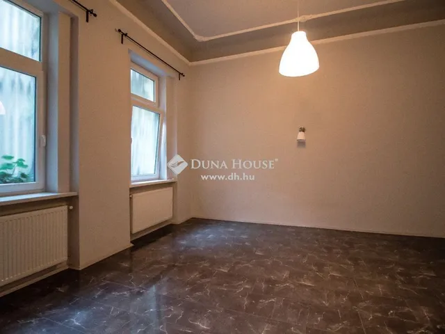 Eladó lakás Budapest VI. kerület 56 nm