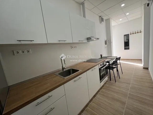 Eladó lakás Budapest VI. kerület 57 nm