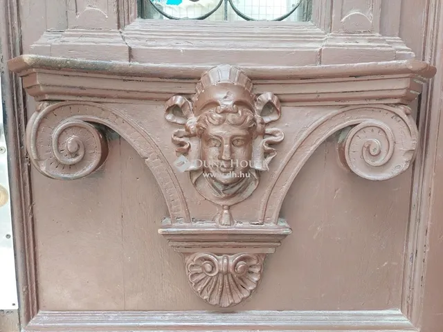 Eladó lakás Budapest VI. kerület 94 nm