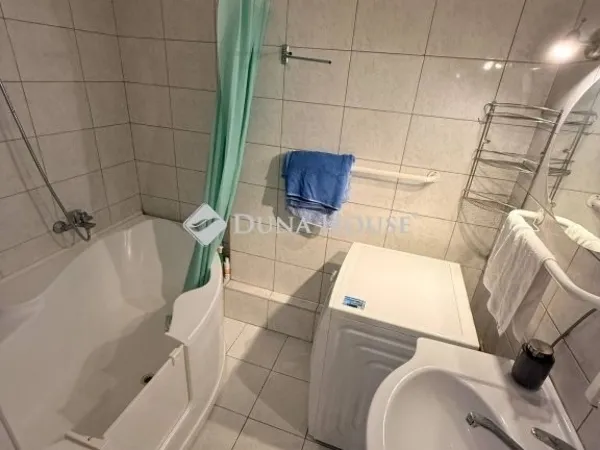 Eladó lakás Budapest XV. kerület 69 nm