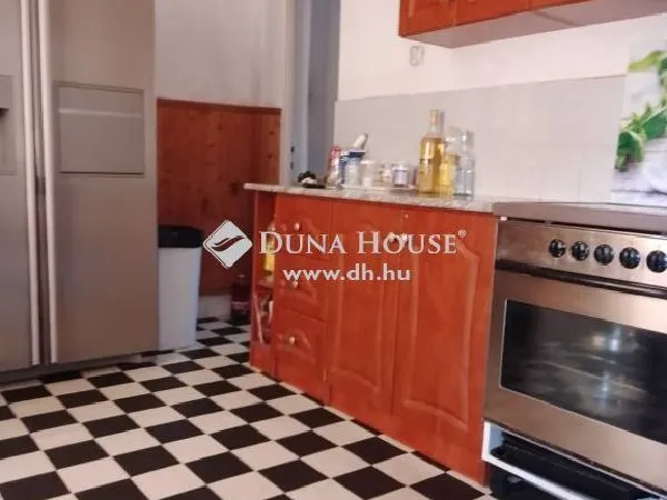Eladó ház Vác 90 nm