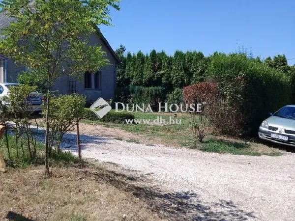 Eladó ház Vác 90 nm