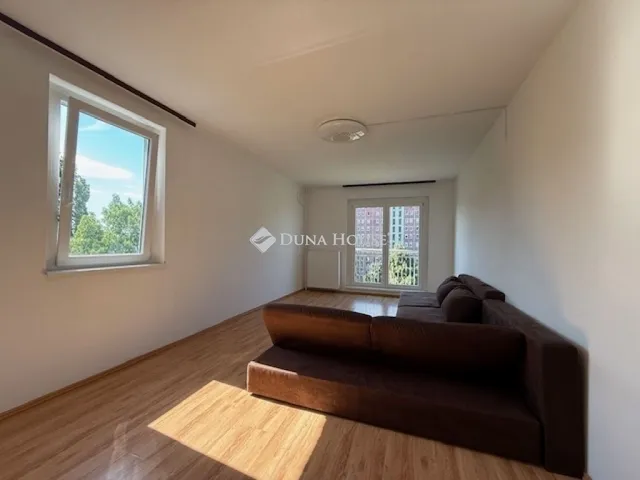 Eladó lakás Budapest III. kerület, Békásmegyer 56 nm