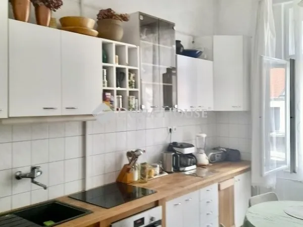 Eladó lakás Budapest V. kerület 68 nm