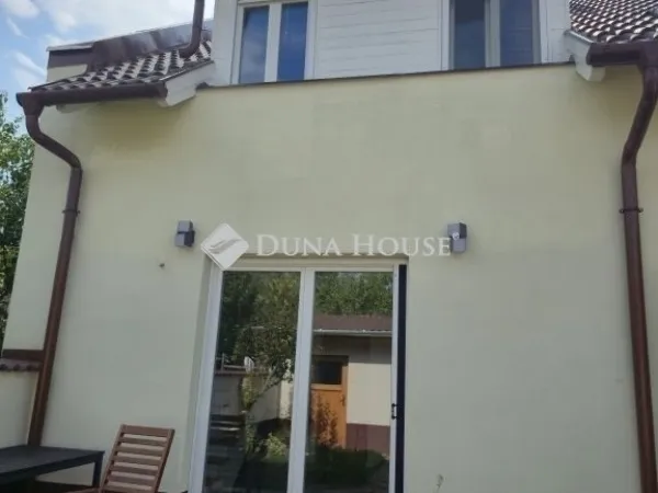 Eladó ház Vác 100 nm
