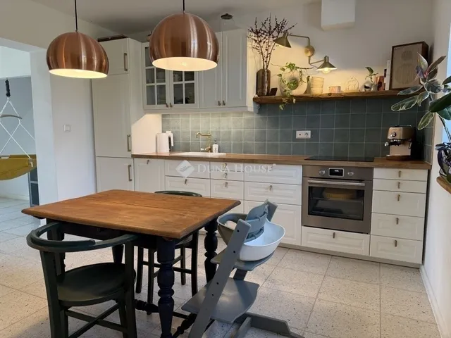 Eladó ház Vác 100 nm