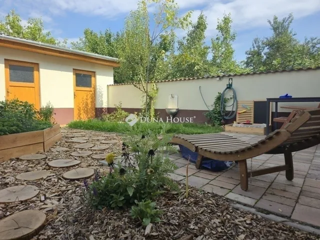 Eladó ház Vác 100 nm