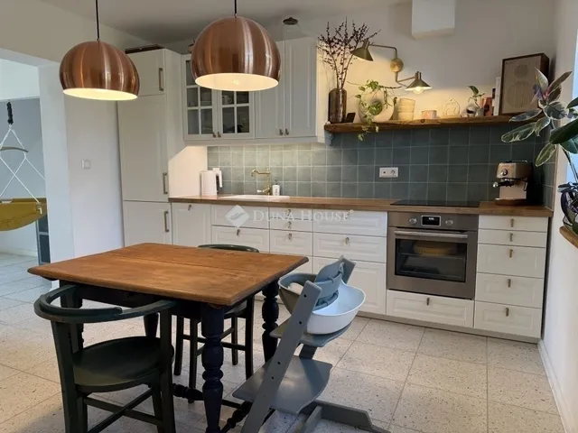 Eladó ház Vác 100 nm