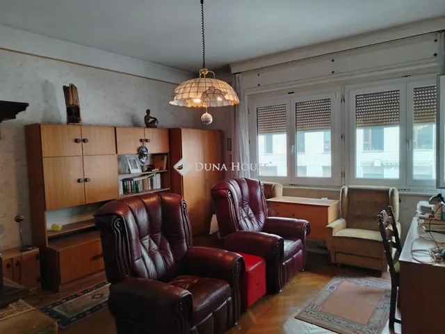 Eladó lakás Budapest II. kerület 94 nm