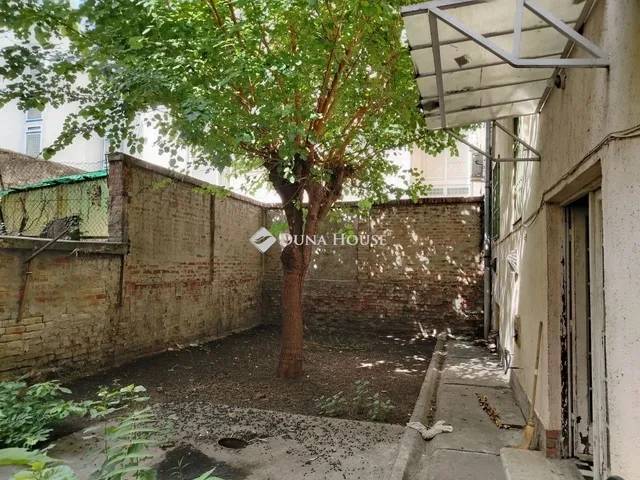 Eladó lakás Budapest II. kerület 94 nm