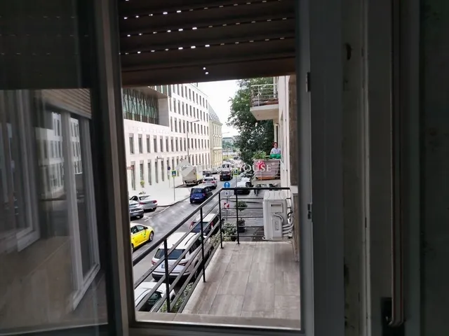 Eladó lakás Budapest II. kerület 94 nm