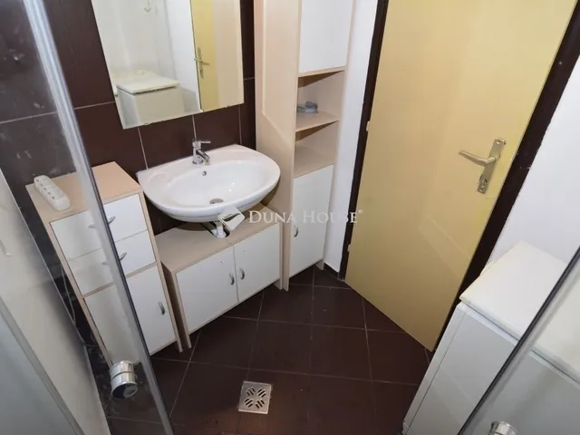 Eladó lakás Budapest VI. kerület 57 nm