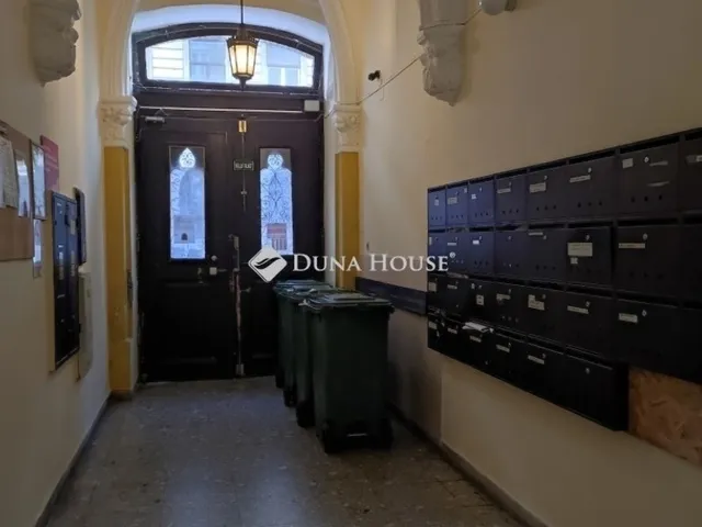 Eladó lakás Budapest VI. kerület 57 nm