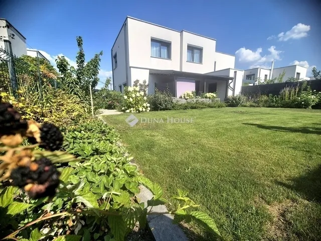 Eladó ház Budapest XVIII. kerület 131 nm