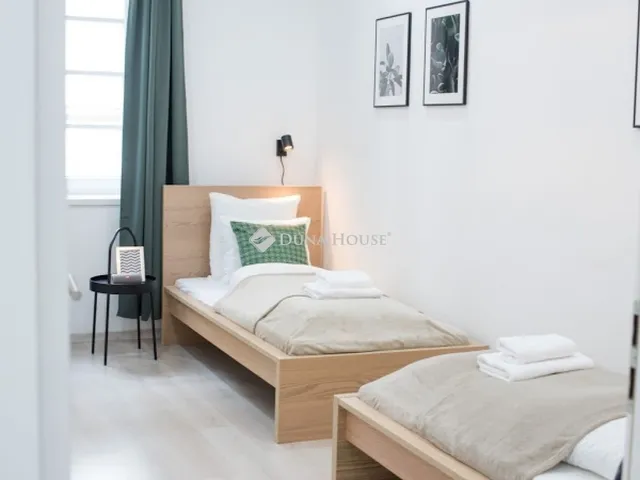 Eladó lakás Budapest I. kerület 75 nm