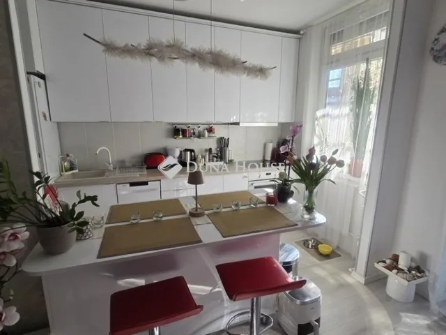 Eladó lakás Budapest II. kerület 64 nm