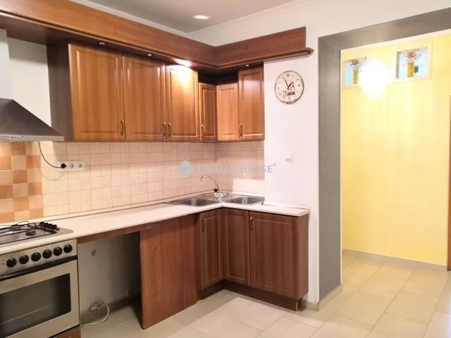 Eladó lakás Budapest VI. kerület 70 nm