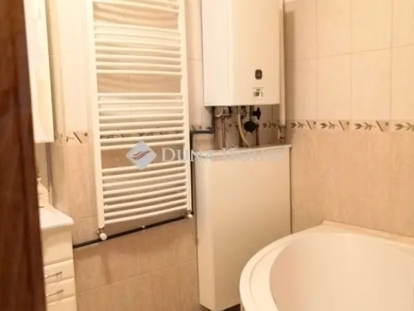 Eladó lakás Budapest VI. kerület 70 nm