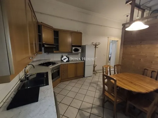 Eladó lakás Budapest V. kerület 68 nm