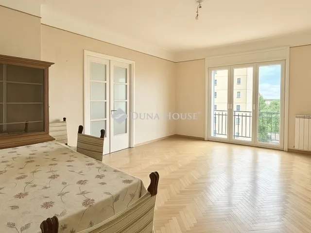 Eladó lakás Budapest II. kerület 74 nm