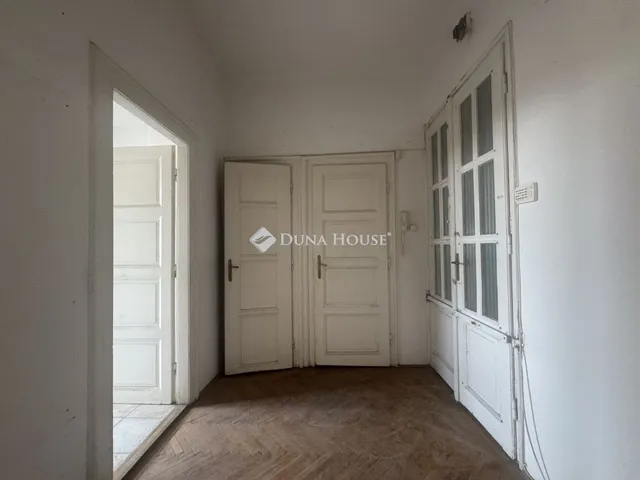 Eladó lakás Budapest II. kerület 74 nm